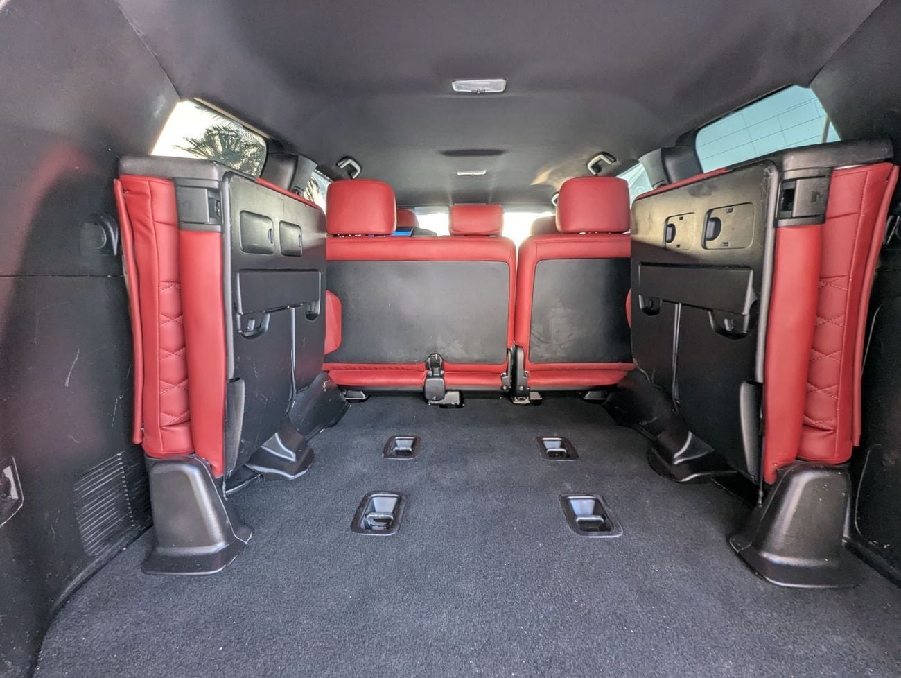 Toyota Land Cruiser  4.0L Completely Modified Exteriorly & Interiorly to 2025 model Year V6 1GR Petrol Engine Automat