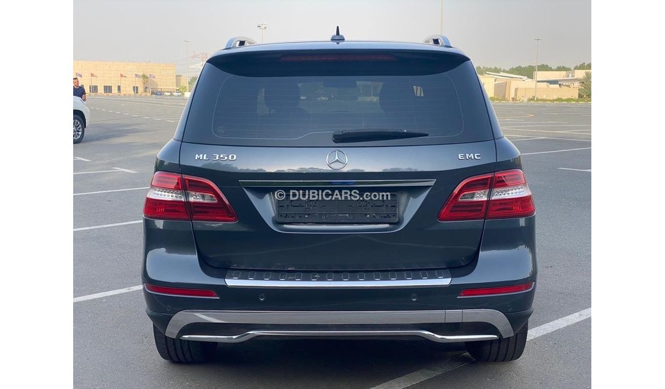 Mercedes-Benz ML 350 AMG Mercedes ML-350 2014 GCC V6 Perfect Condition - Full Option