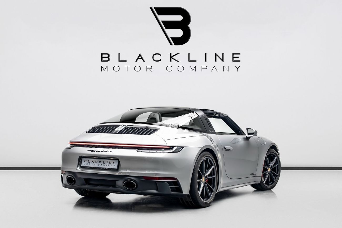 Porsche 911 Targa 4GTS 3.0L (450 HP)