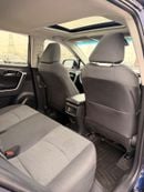 Toyota RAV4 XLE 2.5L  4X4 Sunroof, push start full option