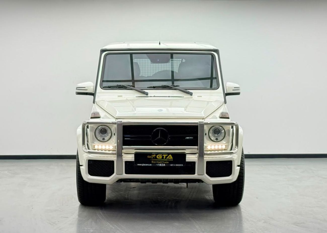 مرسيدس بنز G 63 AMG STANDARD 2015 Mercedes-AMG G63, Service History, Excellent Condition , GCC Specs.
