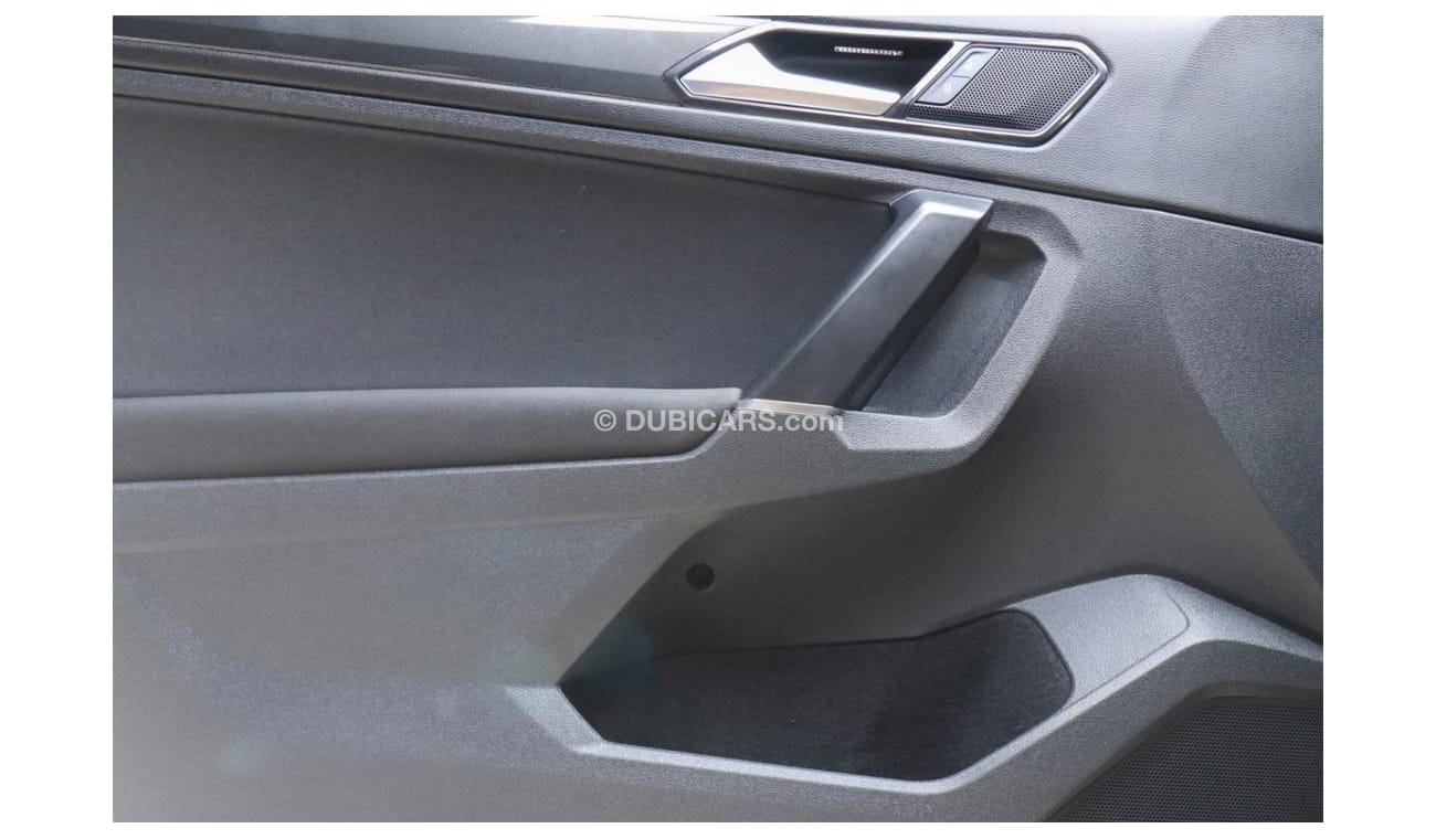 Volkswagen Tiguan SE 5N