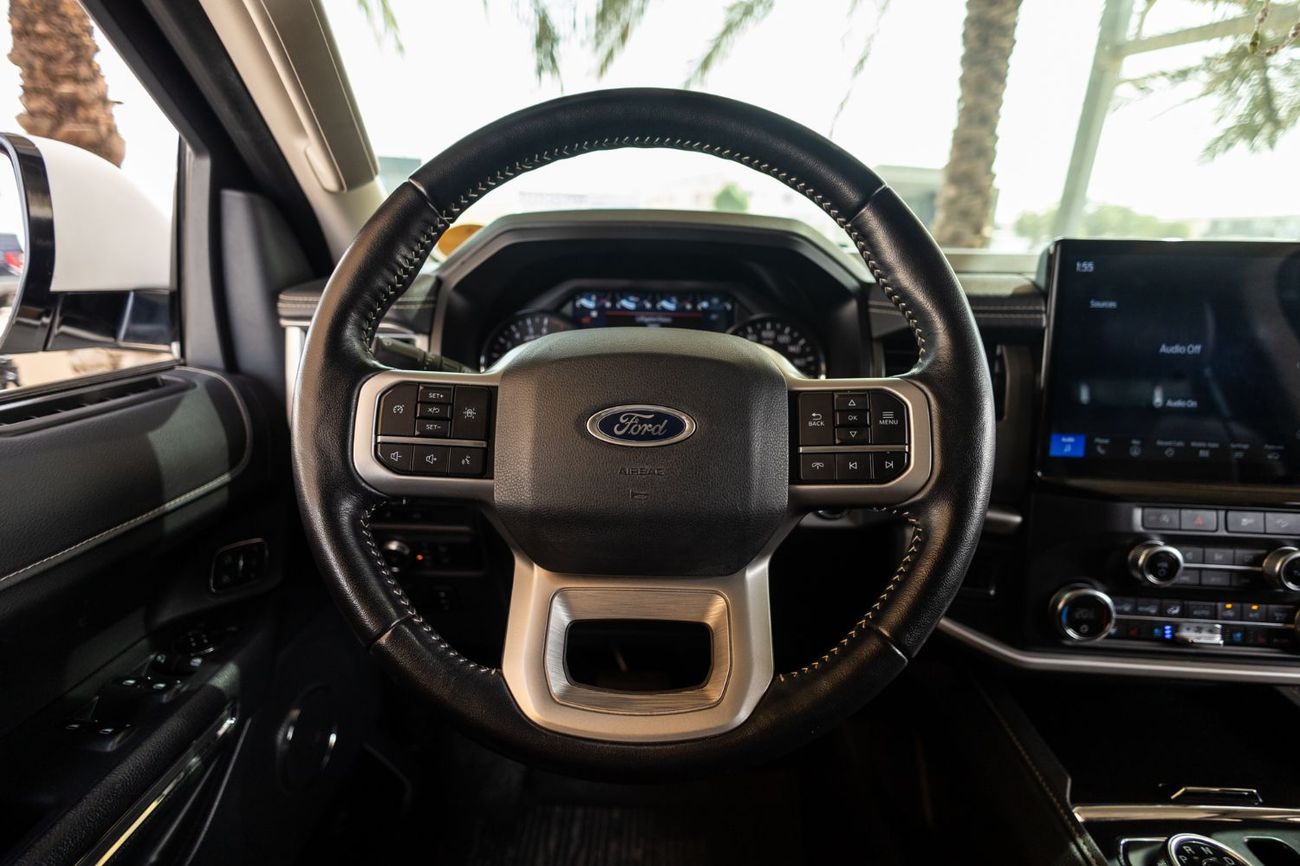 Ford Expedition XLT 3.5L (480 HP) RWD