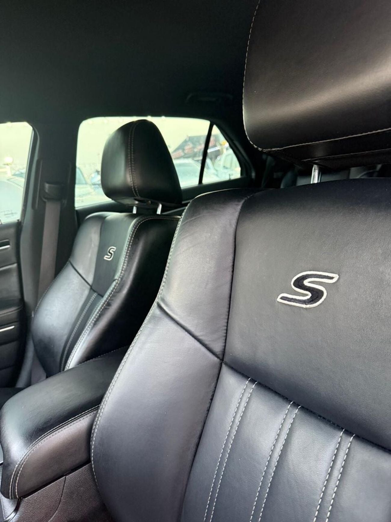 كرايسلر 300s 5.7