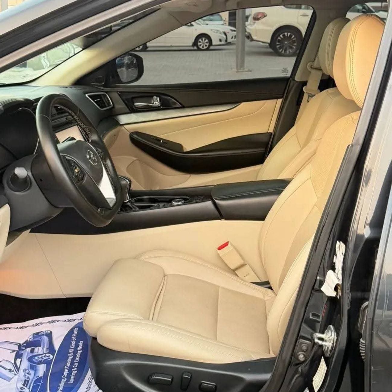 Nissan Maxima SV 3.5L Gcc full panoramic