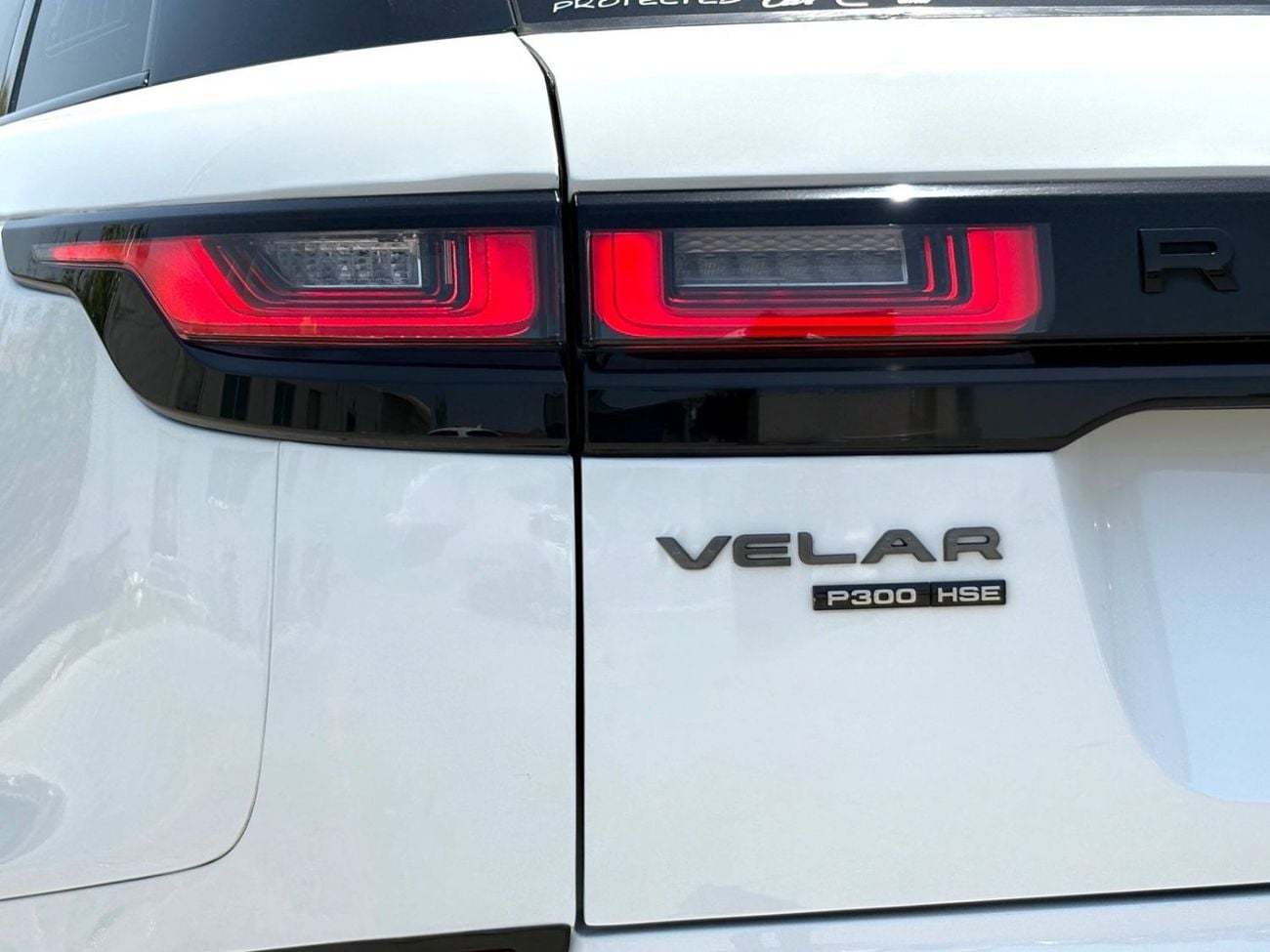 لاند روفر رينج روفر فيلار R-DYNAMIC HSE AED 3,000 P.M | 0% DOWN PAYMENT | RANGE ROVER VELAR P300 HSE R-DYNAMIC