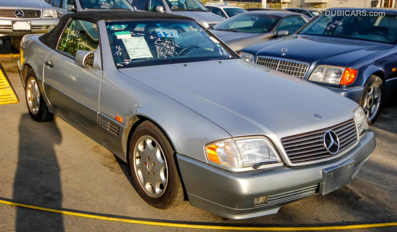 Mercedes-Benz SL 320 With SL 500 Badge