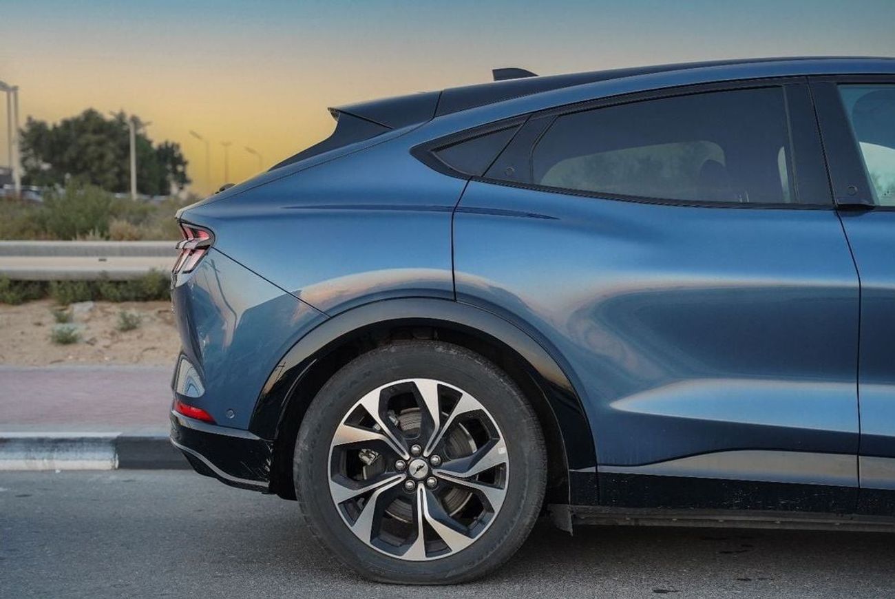 فورد موستانج ماك-إي 2022 FORD MUSTANG MACH-E PREIMUM AWD BLUE 0km