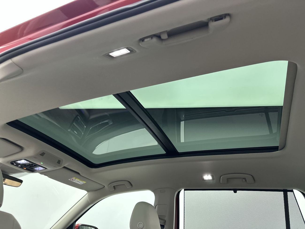 Volkswagen Teramont Comfortline 3.6L Comfortline 2L (Ref#38430) - 29,100 AED SAVINGS from New Car