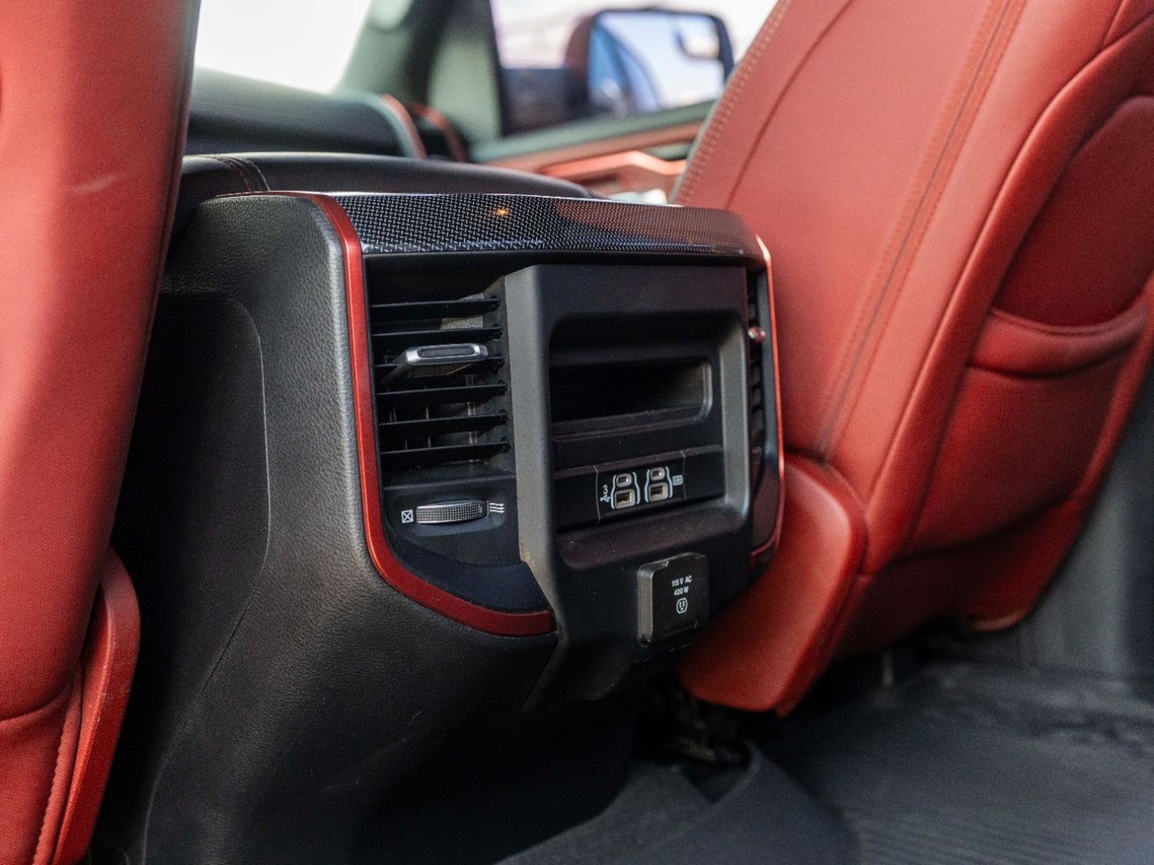 رام 1500 Rebel Crew Cab 5.7L