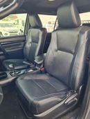 تويوتا هيلوكس Double cabin 2.8L, perfect inside and outside