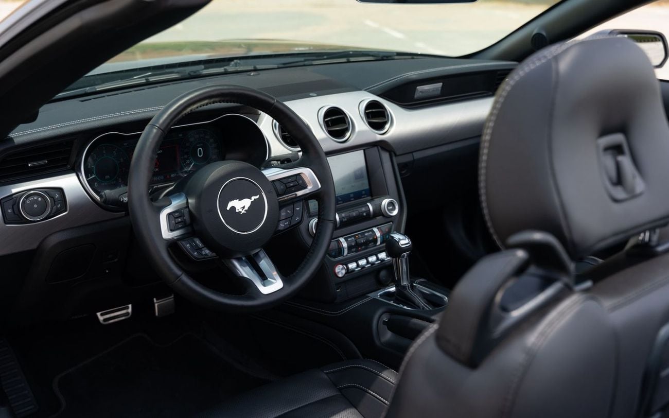 فورد موستانج Ford Mustang 2023 مواصفات كورية