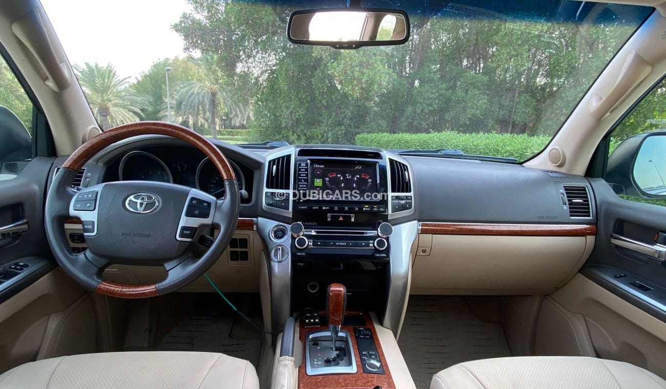Toyota Land Cruiser VXR