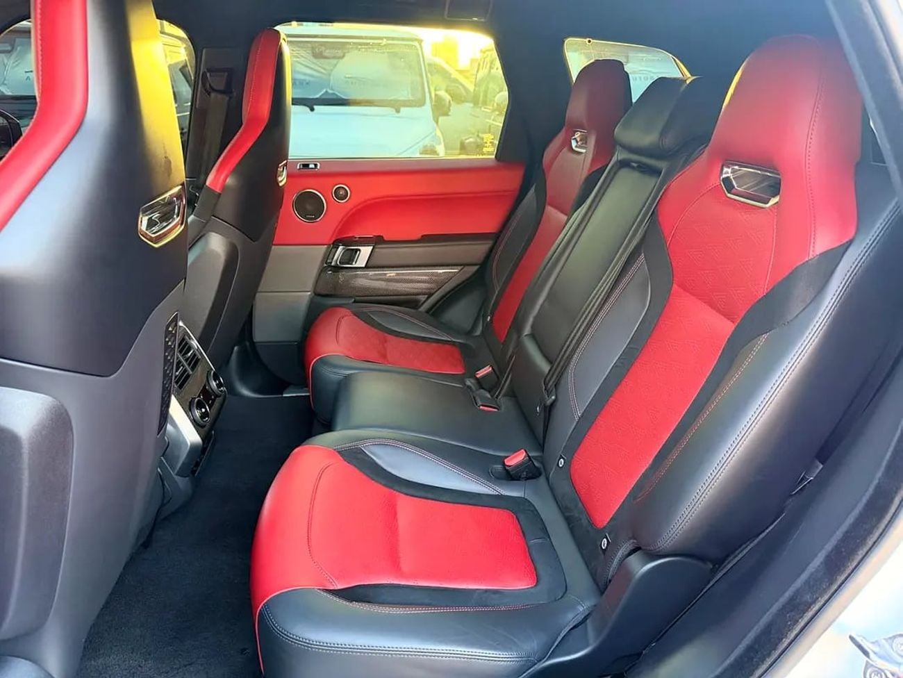 Land Rover Range Rover Sport SVR European Specs