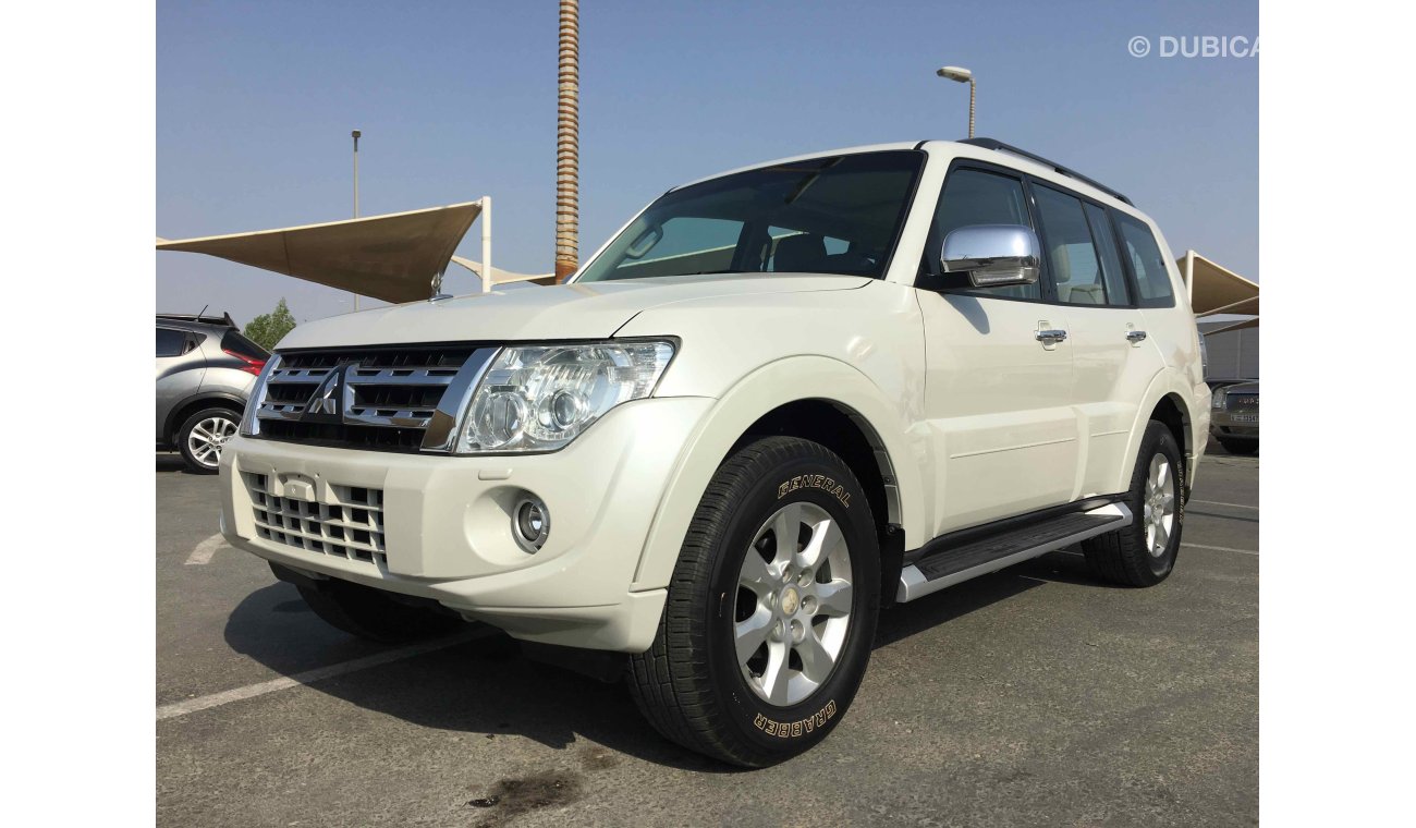 Mitsubishi Pajero 3.5 FULL OPTION