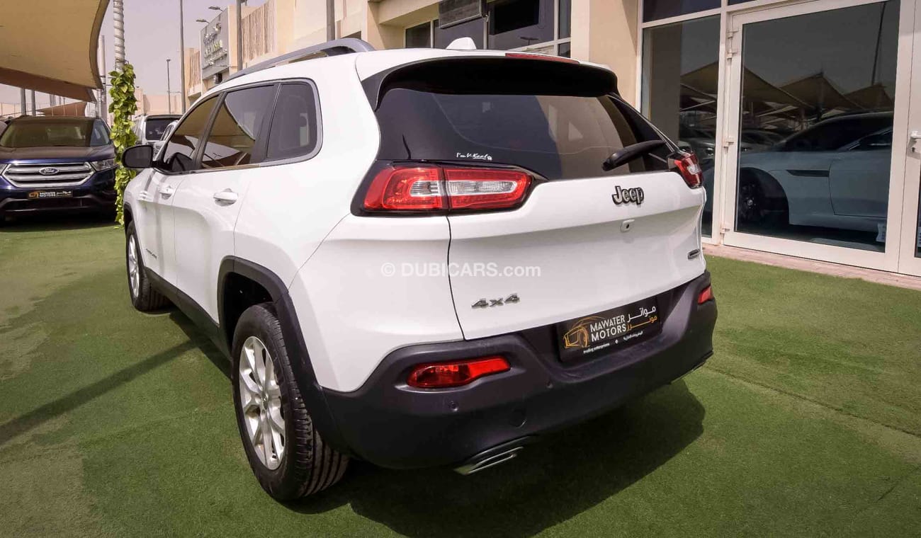 Jeep Cherokee AGENCY WARRANTY FULL SERVICE HISTORY GCC