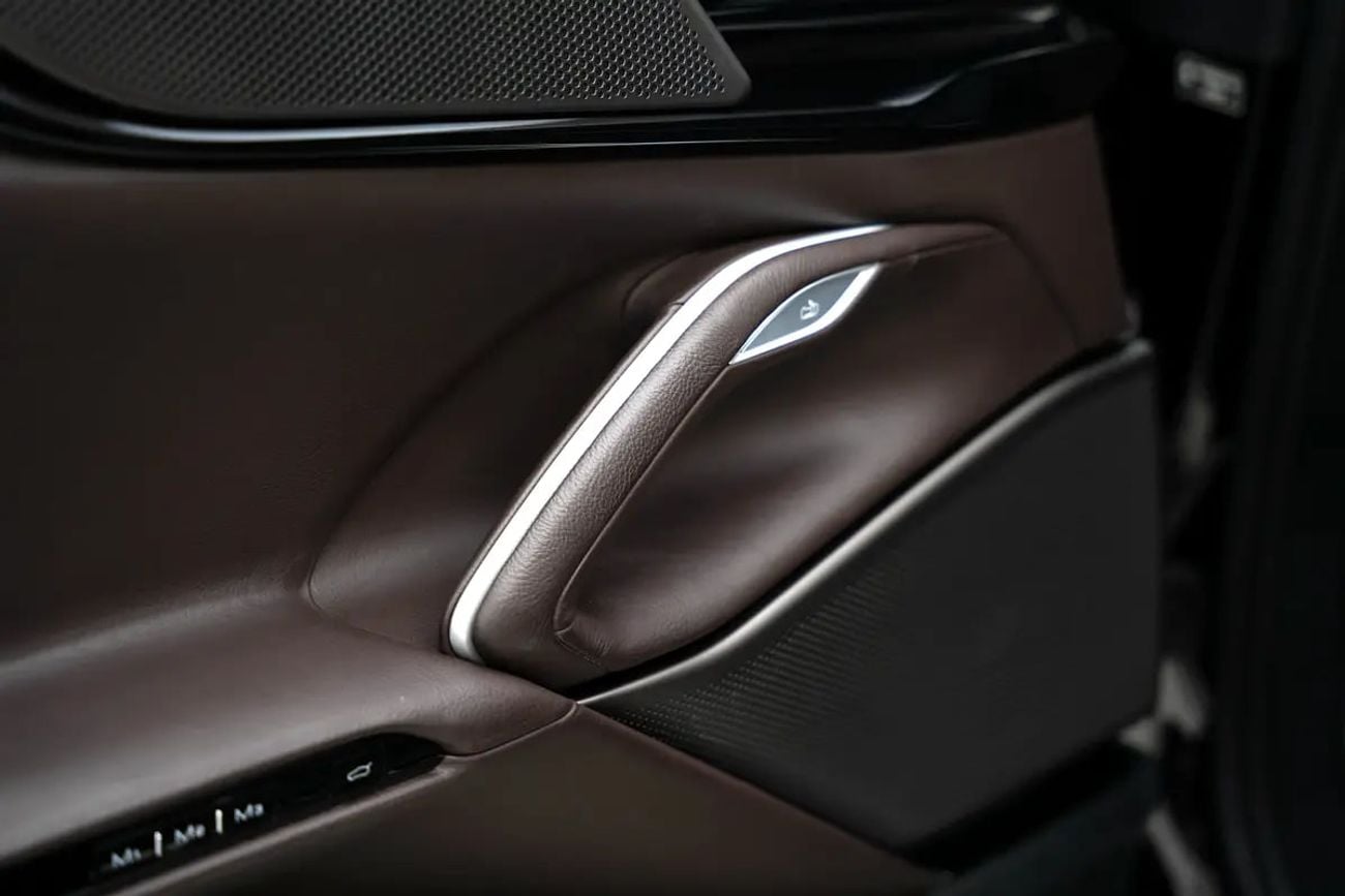 فيراري بوروسانجوي WITH 7 YEARS SERVICE CONTRACT