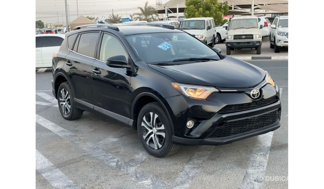 Toyota RAV4 2017 TOYOTA RAV 4 LE  / MID OPTION