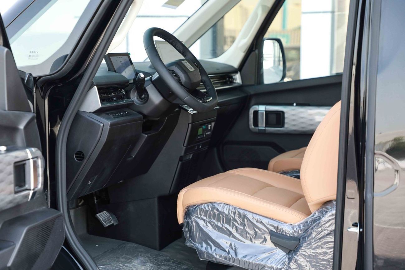 Geely Farizon 2025 Farizon Super Van - Black inside Black | Export Only