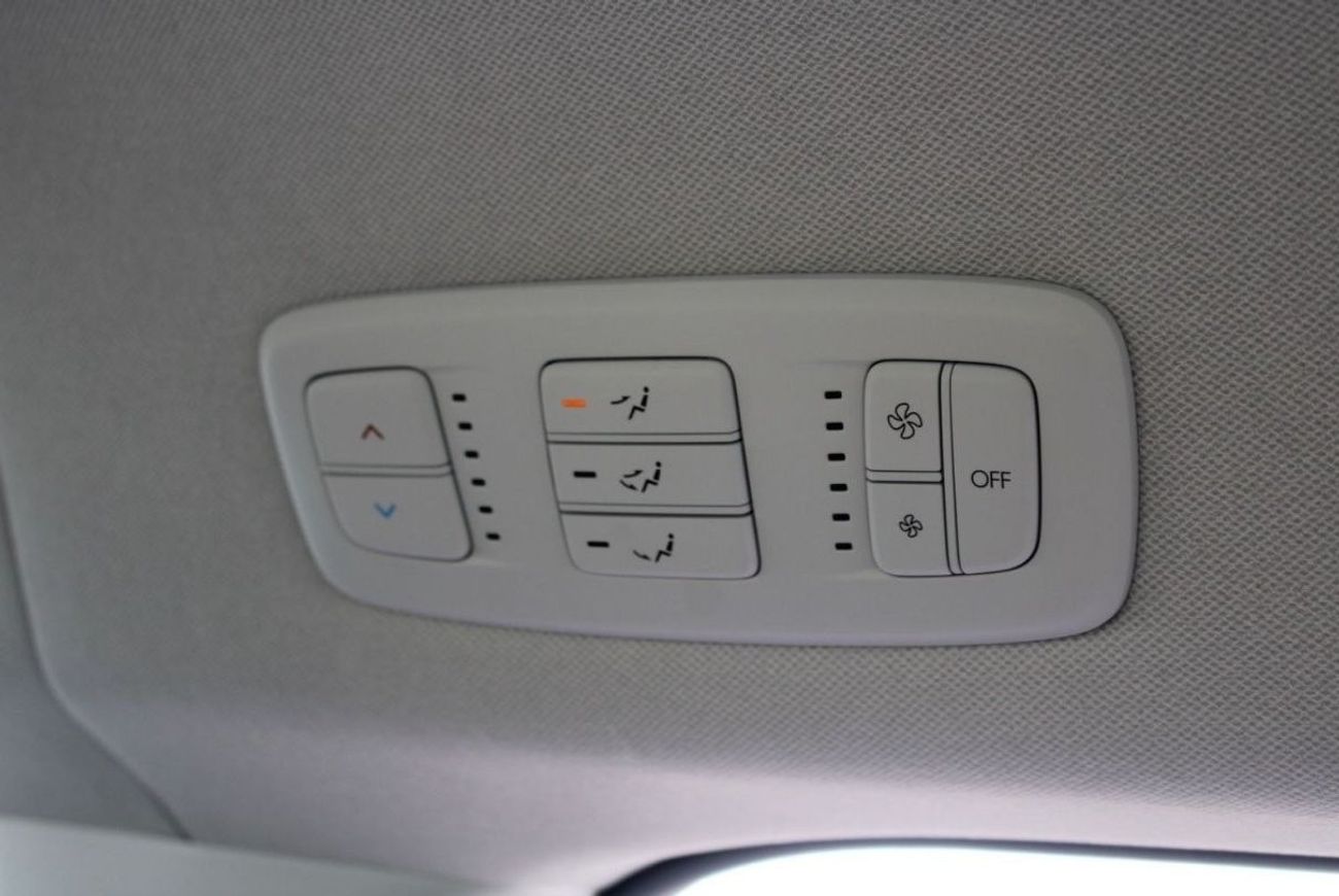 هيونداي ستاريا HYUNDAI STARIA 2.2L DIESEL 11 SEATER COMFORT MANUAL