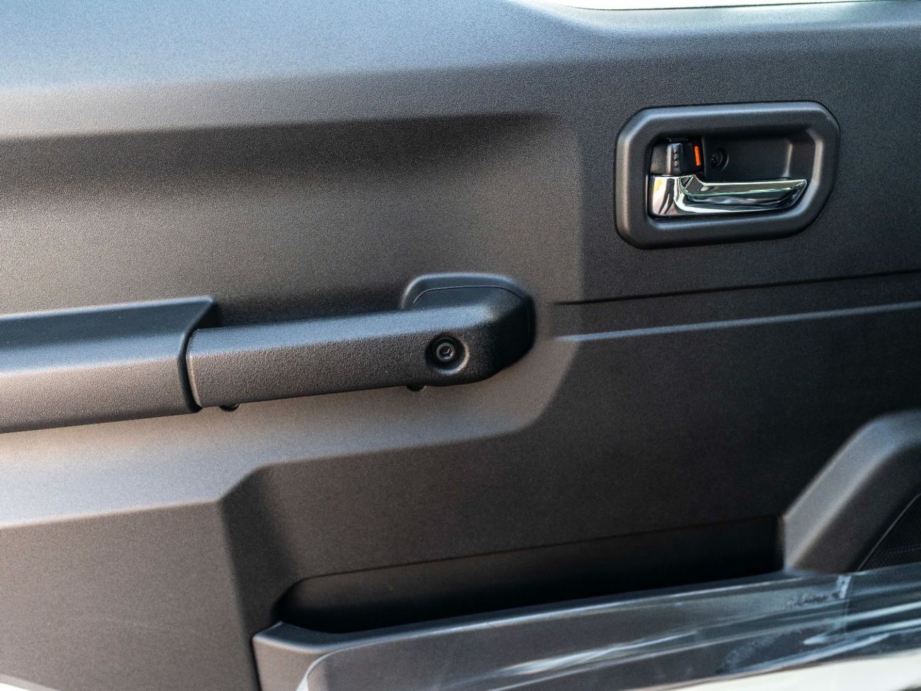 Suzuki Jimny GLX - 5 Door