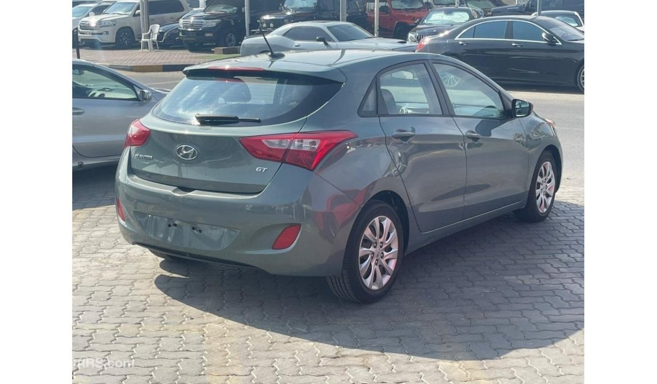 Hyundai Elantra Model 2013 imported from Canada customs papers 4 cylinder cattle 229000km