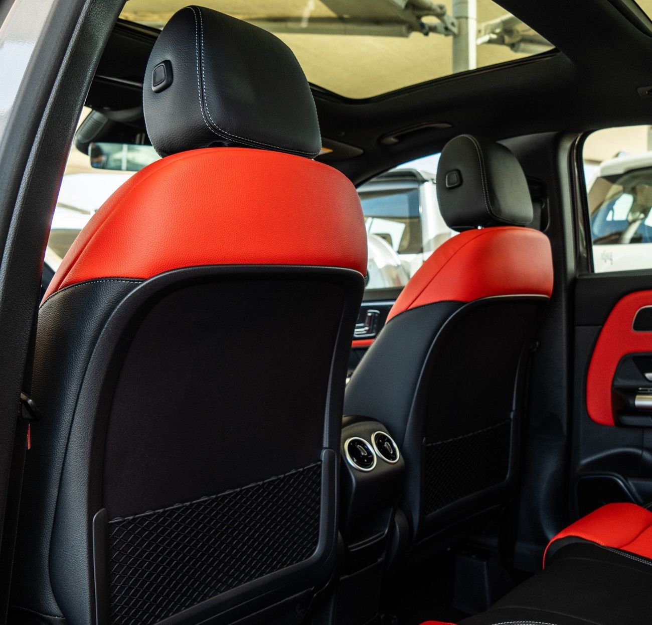 Mercedes-Benz GLA 35 AMG GLA 35 | AMG 4Matic | 2.0L | V6 | 2025