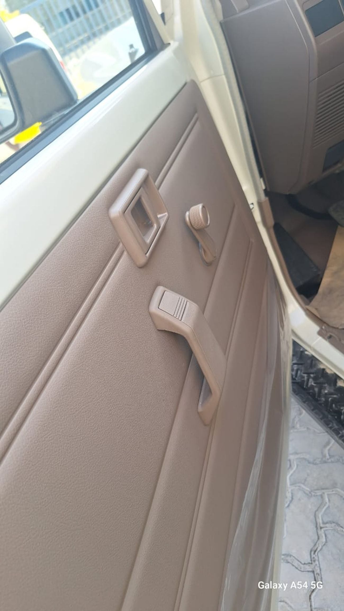 Toyota Land Cruiser 70 TOYOTA LAND CRUISER LC78 3DOORS HARDTOP 4.0L PETROL MT