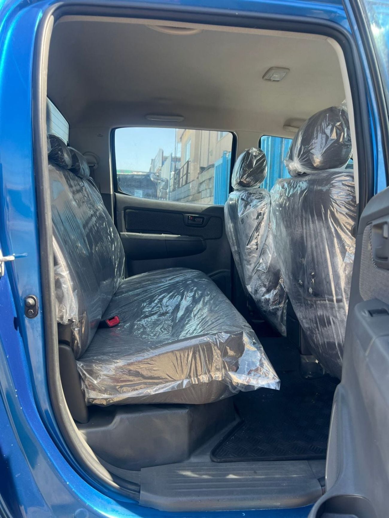 Toyota Hilux DLX RIGHT HAND DRIVE ONLY FOR EXPORT 3.0 LITER