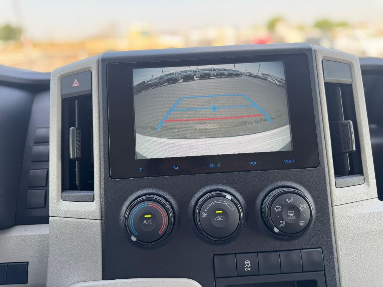 Toyota Hiace Hiace 3.5 MT petrol 2026