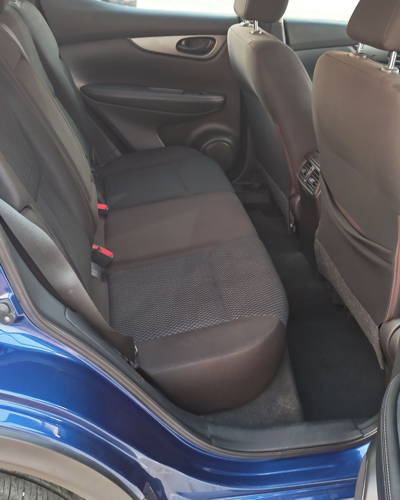 نيسان روج Rouge 2.0 l