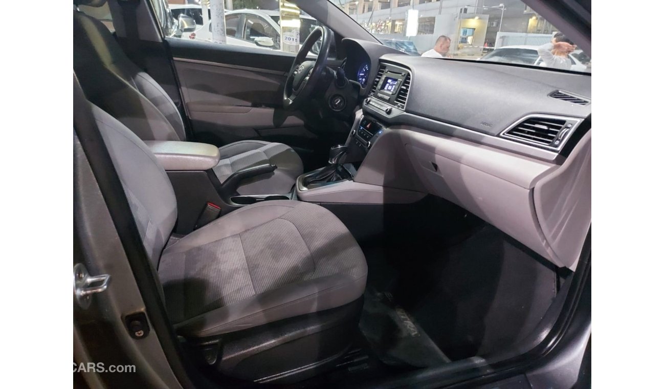 Hyundai Elantra هيونداي النترا 2017 خليجي بدون حوادث نهائيا   السياره نظيفه جدا من الداخل و الخارج   لا تحتاج لاي مص