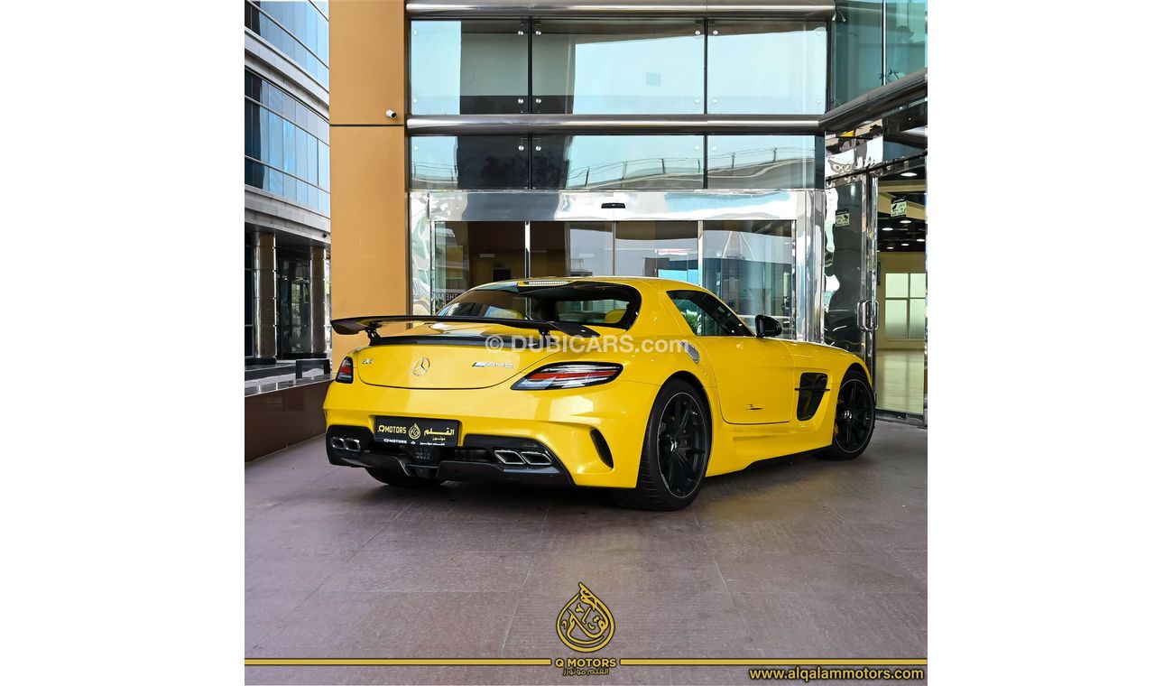 مرسيدس بنز SLS AMG بلاك سيريز