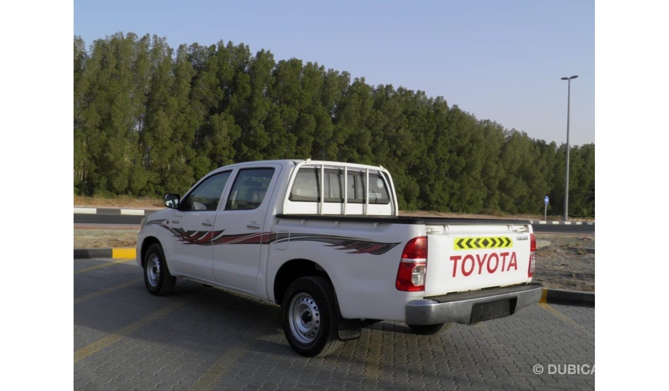 Toyota Hilux 2014 4X2 DIESEL Ref#303