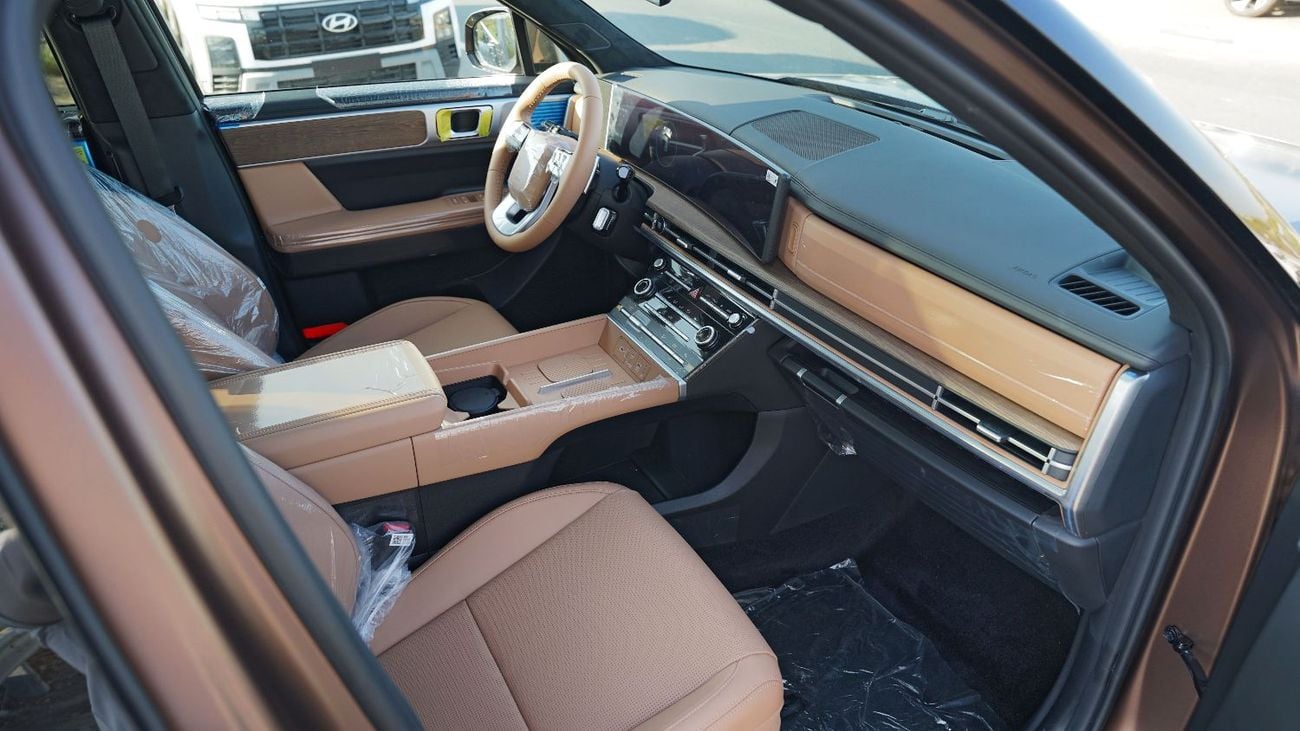 هيونداي سانتا في 2.0T - 5 Seater SUV - 2 Sunroof - Power Seats - 12.3" Screen - 20'' Alloy Wheels