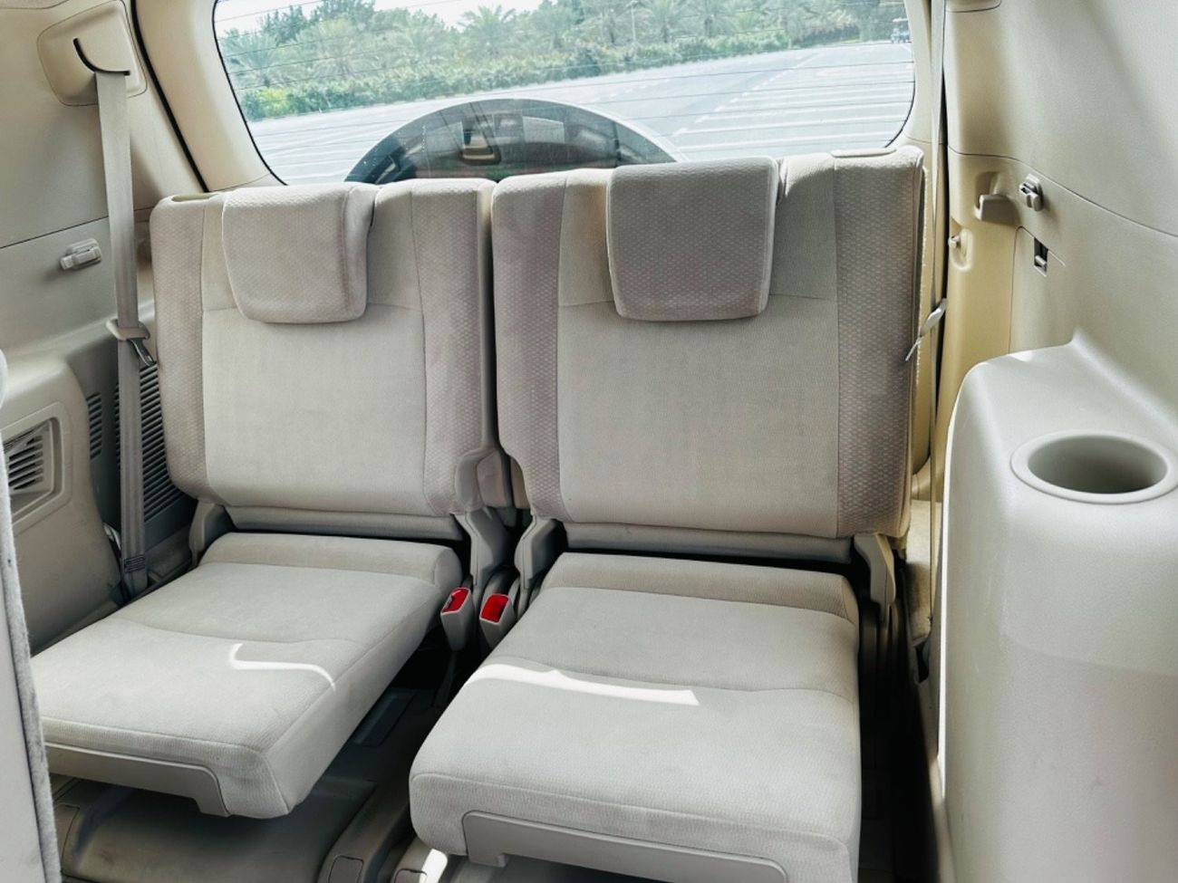 تويوتا برادو Std موديل 2013 خليجي حاله ممتازه من الداخل والخارج قطعه واحده صبغ نظافه