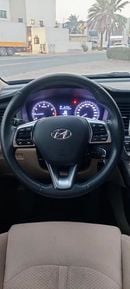 هيونداي سوناتا GL 2.5L 580 P.M | GL - GCC Specs - Excellent Condition