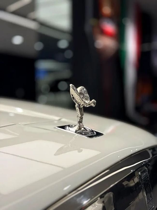Rolls-Royce Cullinan Rolls Royce Cullinan GCC MINT CONDITION, миниатюра 30