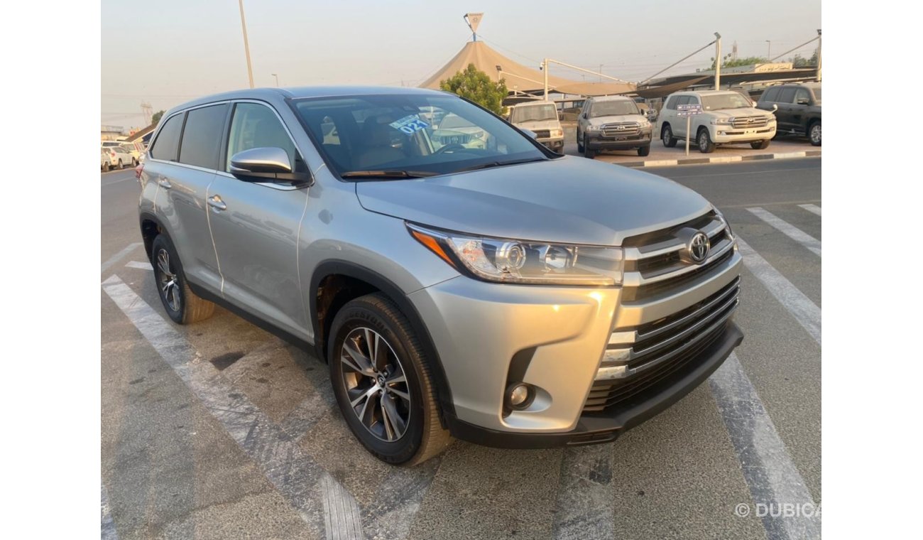 Toyota Highlander 2019 TOYOTA HIGH LANDER V4 / MID OPTION