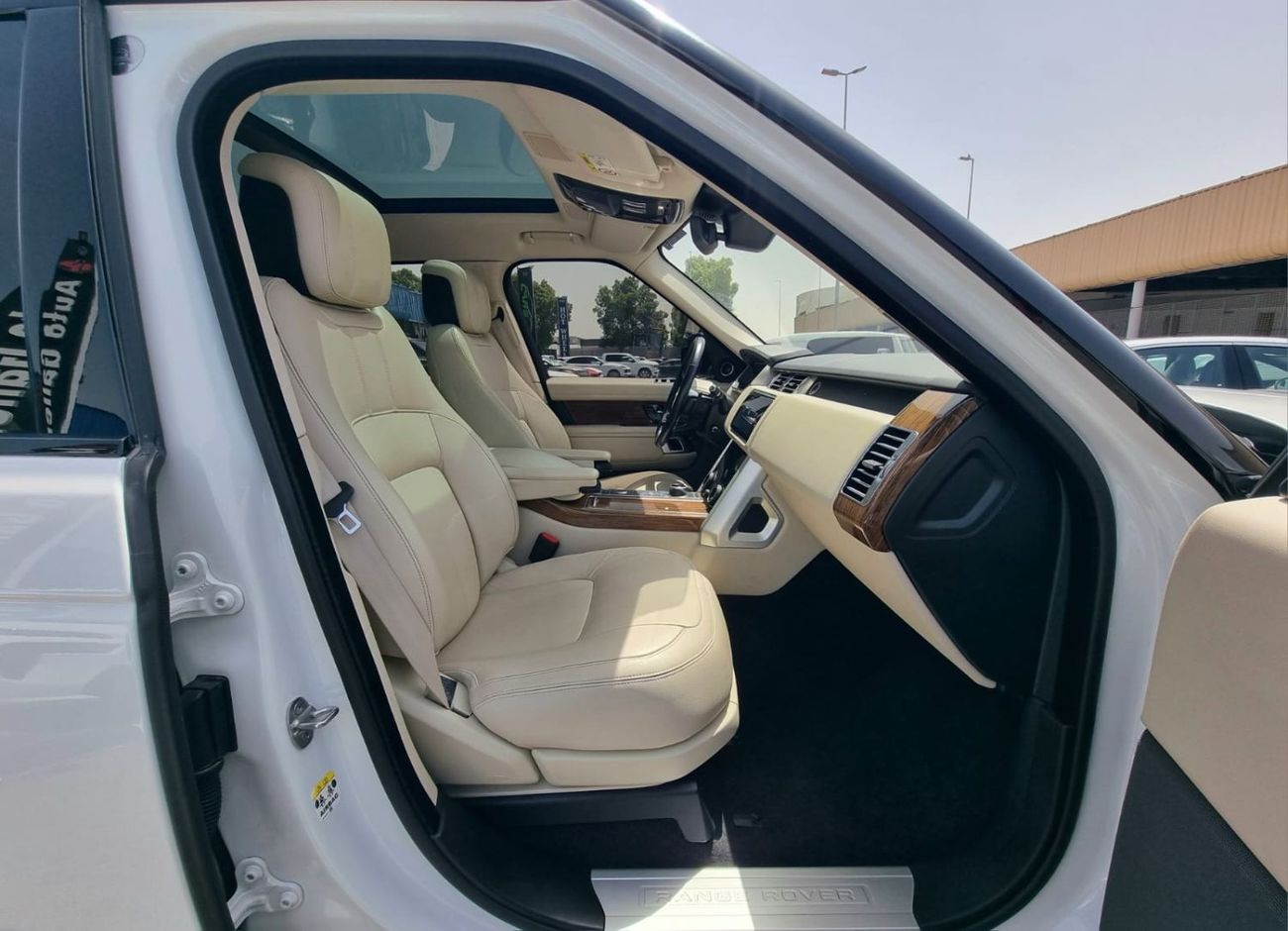 Land Rover Range Rover 3.0L 2022 GCC