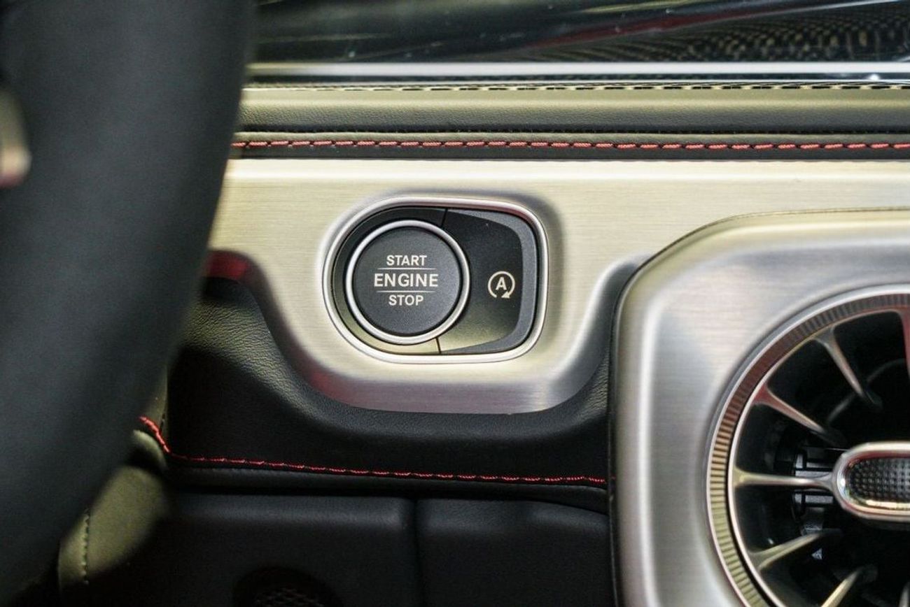 Mercedes-Benz G 63 AMG (GCC) Double Night Package / Full Carbon Fiber / + 10% For local Registration