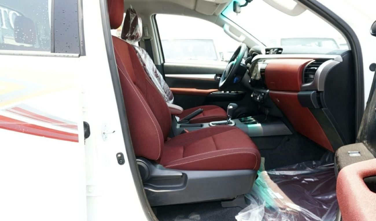 Toyota Hilux GLX 2.7L Double Cab Utility 4WD M/T SR5 2.7L Double Cab Utility 4WD M/T