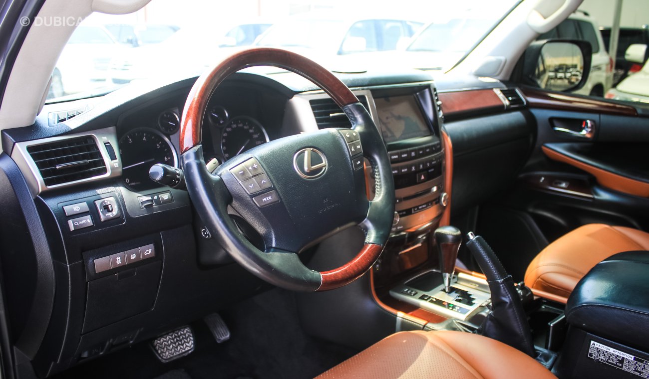 Lexus LX570 S