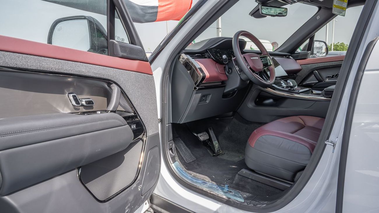 لاند روفر رينج روفر سبورت RANGE ROVER 3.0 SPORT -2025YM
