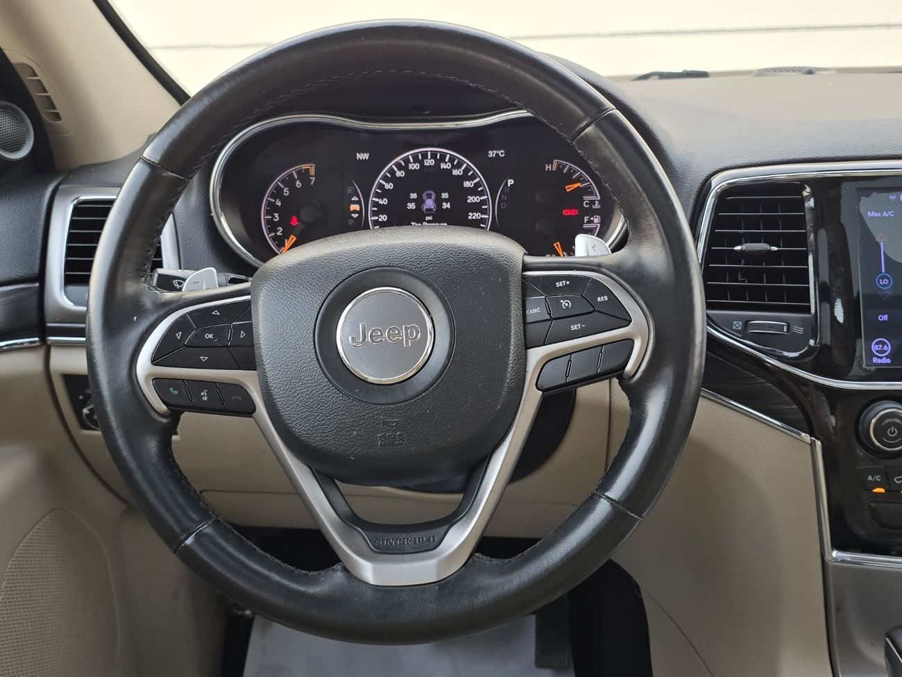 Jeep Grand Cherokee Limited 3.6L JEEP GRAND CHEROKEE 2019 GCC ORGINAL PAINT // FULL OPITION