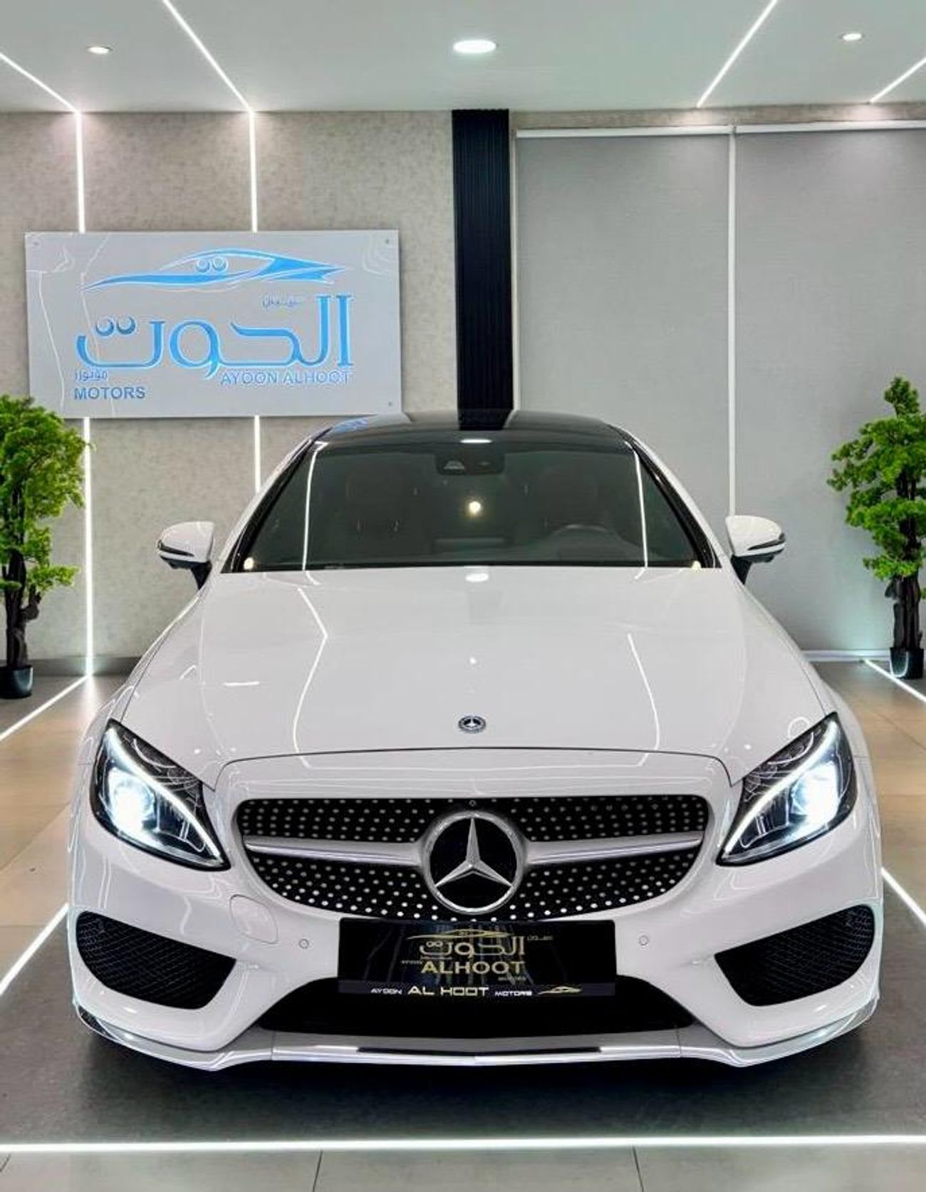 Mercedes-Benz C 200 LOVELY MERCEDES C200 COUPE || FULL OPTION || GCC || ACCIDENTS FREE