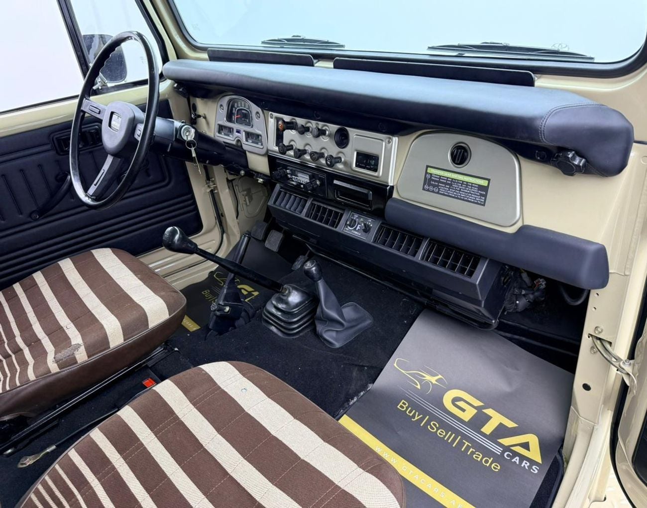 Toyota Land Cruiser 70 1984 Toyota Land Cruiser 2 Doors, Heating System, Sanyo Audio System, Excellent Condition
