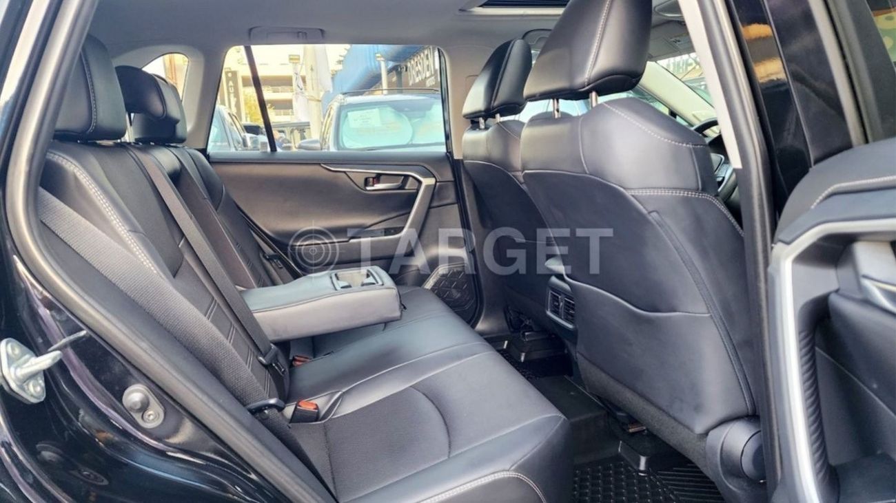 تويوتا راف ٤ Toyota Rav4 2.5L Petrol Black Limited 2024