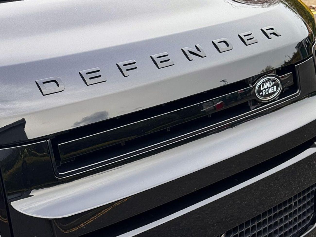 لاند روفر ديفندر 