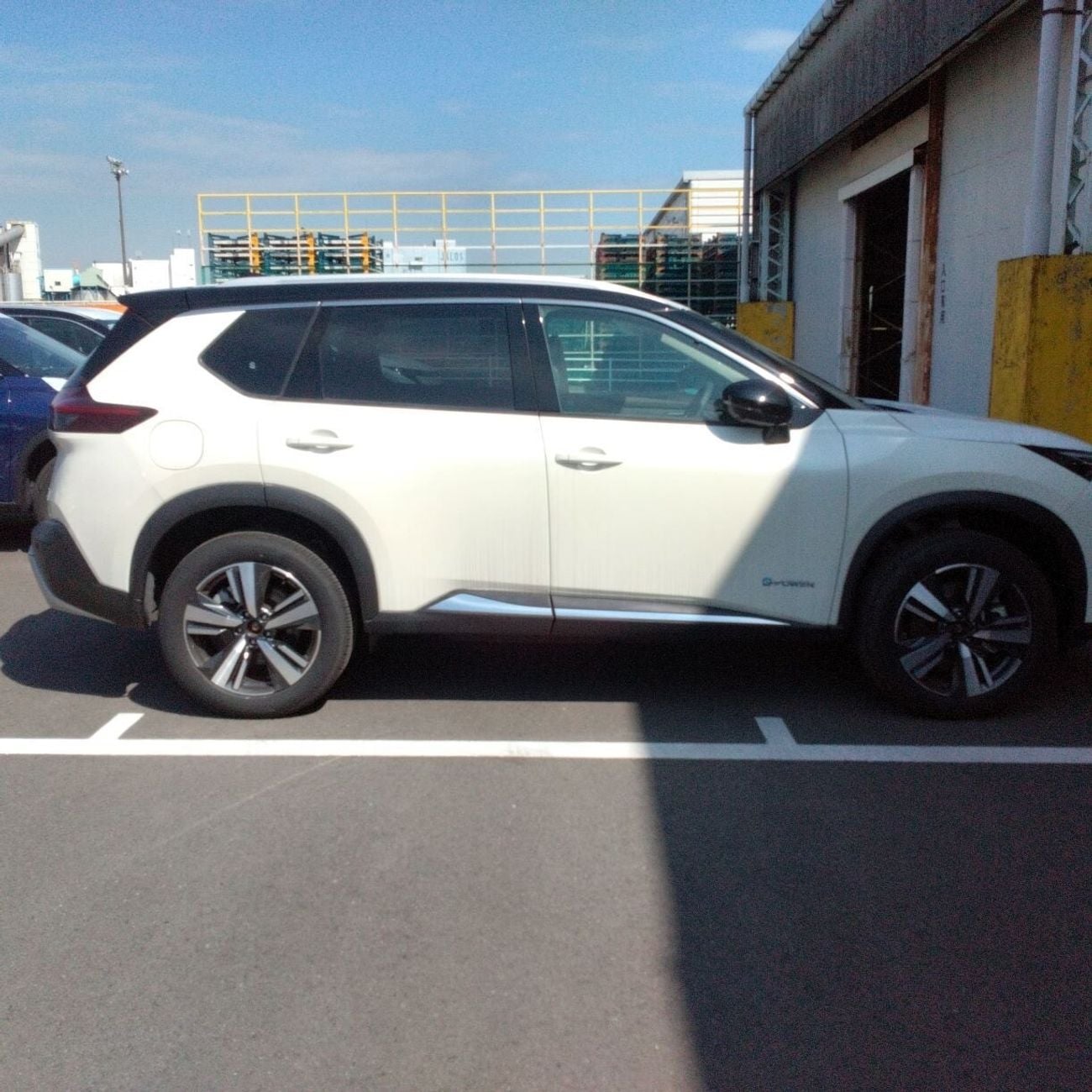 Nissan XTrail 2Tekna Plus 4WD e-Force Hybrid 1.5L Gas/Electric CVT 5-Seater